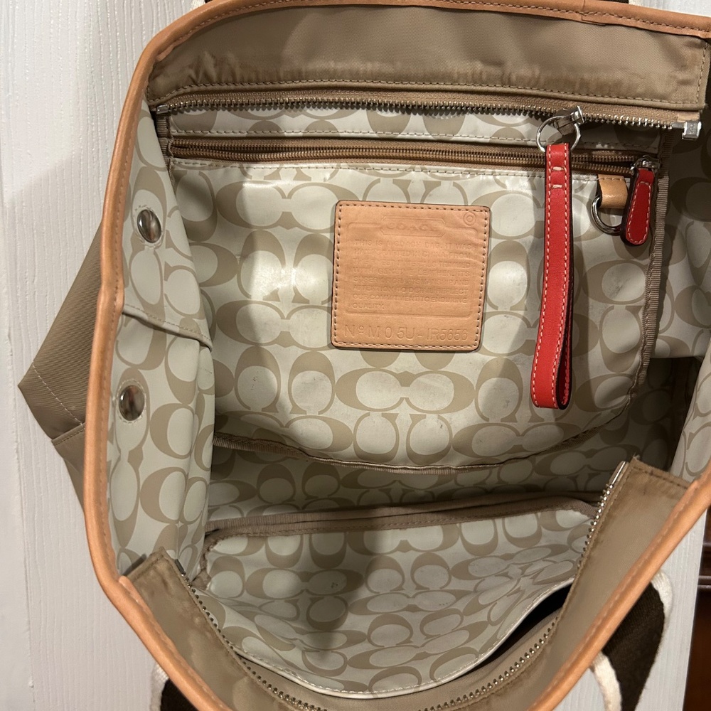 Coach tote - Picture 6 of 7